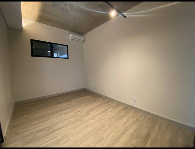 1 BEDROOM APARTMENT FOR SALE IN SANDOWN